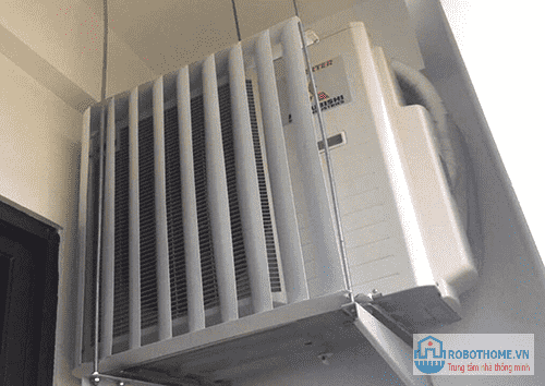 Cánh chuyển hướng gió cục nóng điều hòa